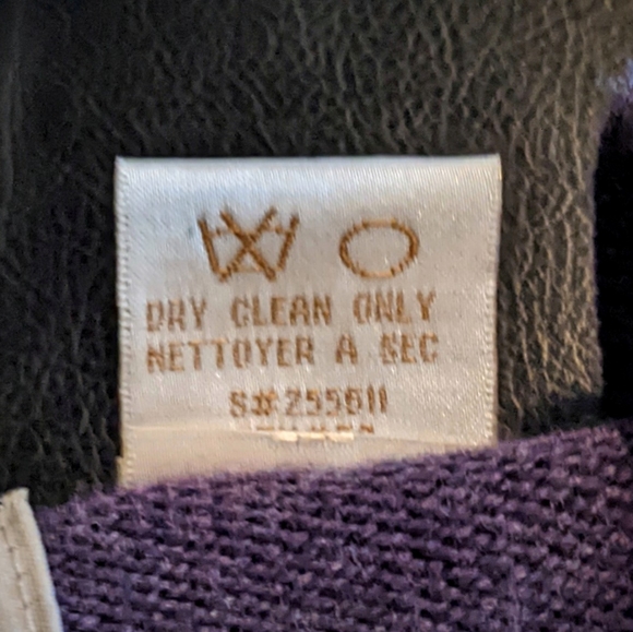 Viyella For Patrick James Men's Purple V-Neck Wool Sweater - Picture 5 of 7